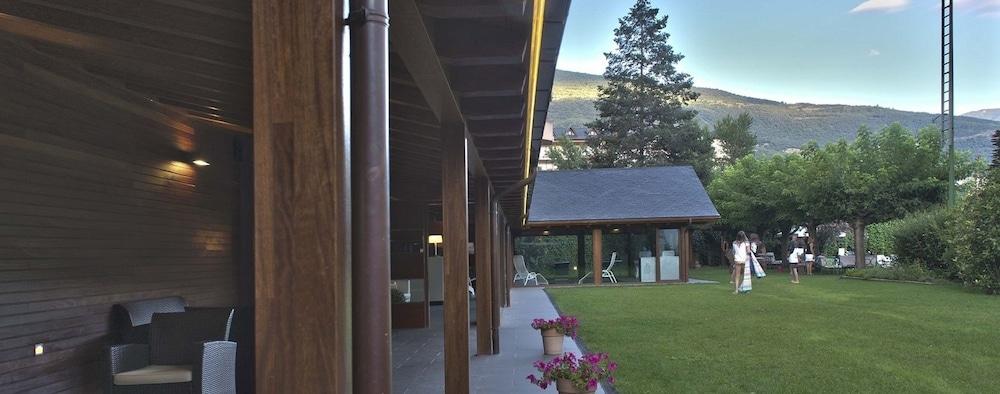 Apartamentos Pessets Adelaida ソート エクステリア 写真